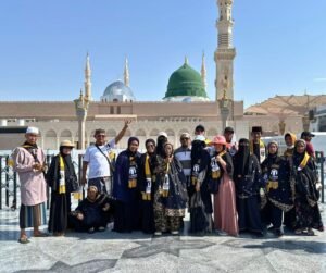 umroh bersama keluarga dari lombok