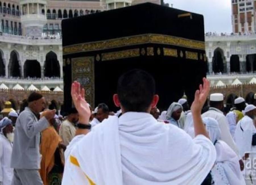 Keutamaan Berdoa di Depan Ka’bah