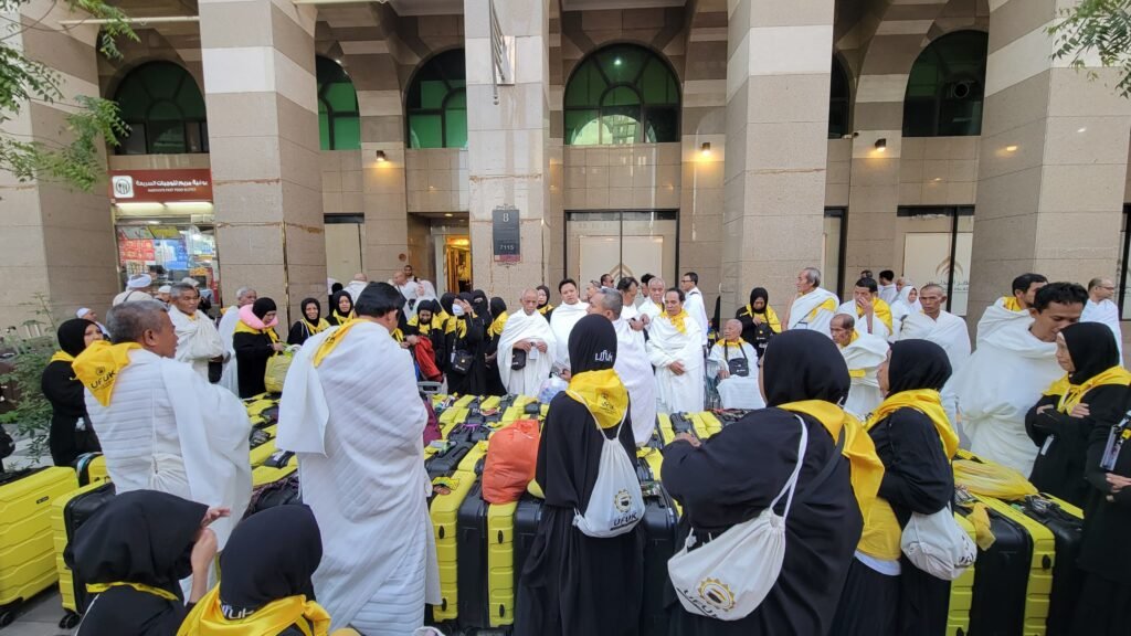 aturan membawa barang saat umroh