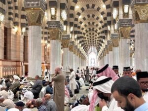 keutamaan membaca Al-Qur'an di tanah suci