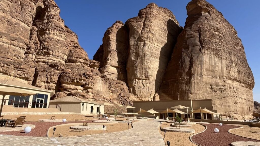 paket umrah plus Al Ula dari Lombok