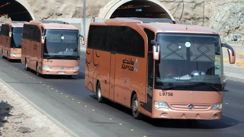 jarak Mekkah ke Madinah dengan bus