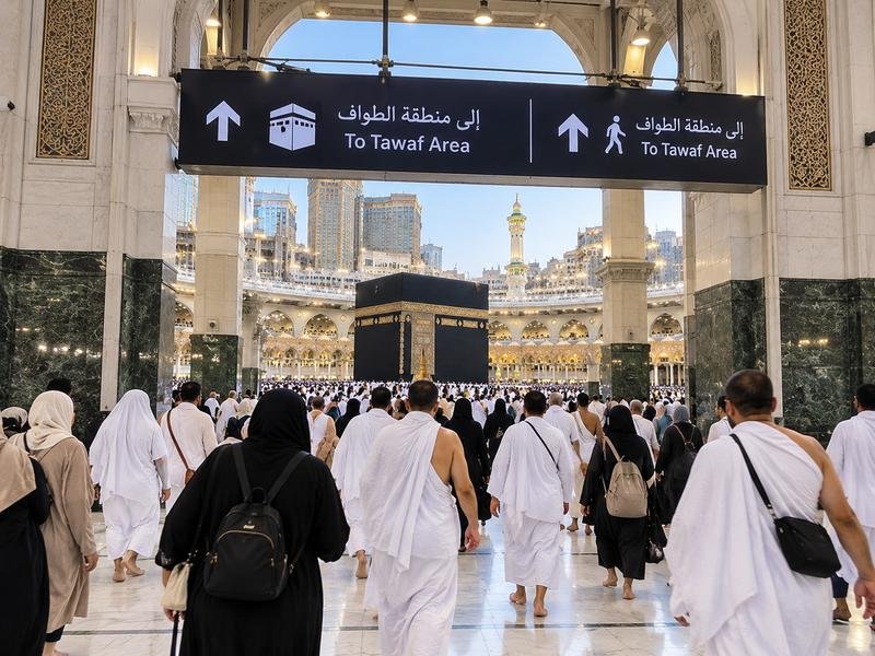 akses jamaah menuju area tawaf di Masjidil Haram