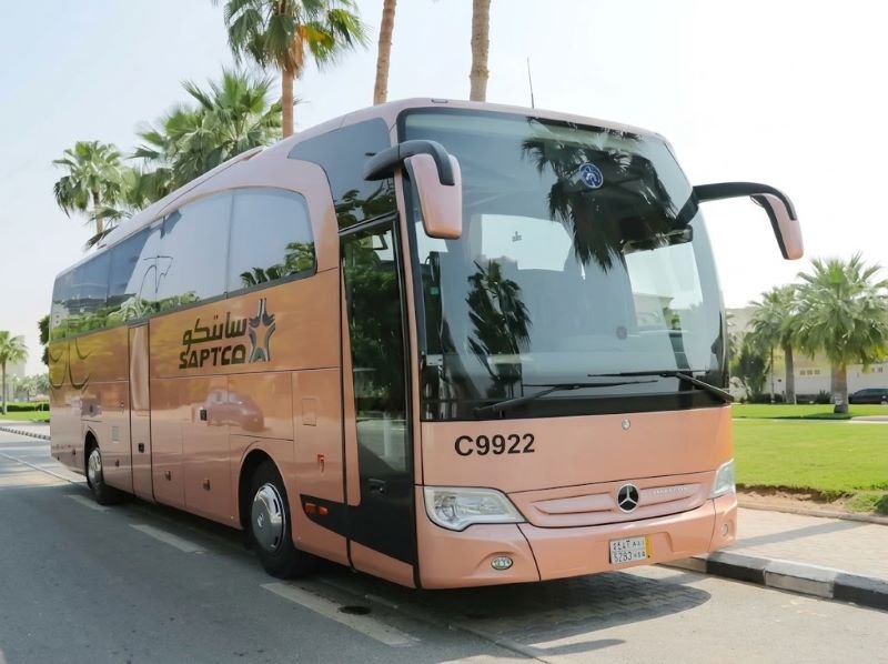 bus jamaah umroh