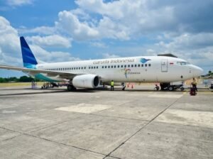 travel umrah pesawat Garuda Indonesia Lombok